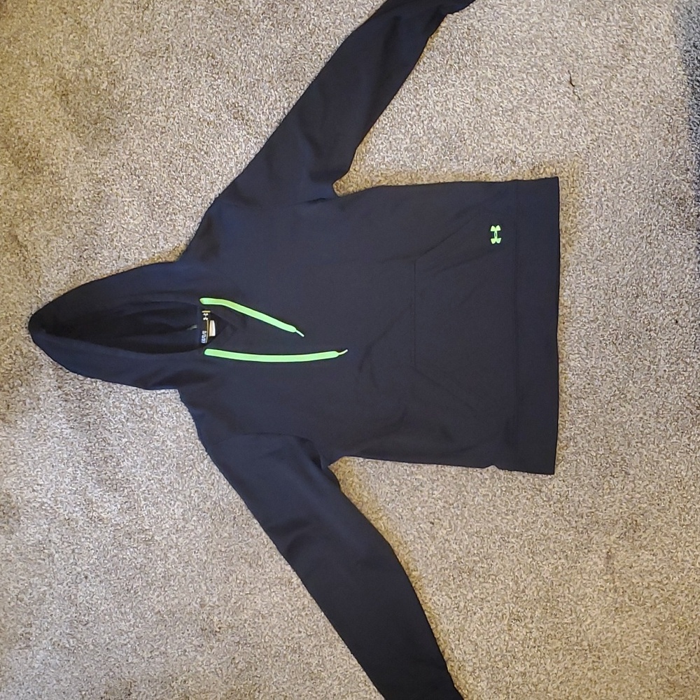 Black lightweight UA hoodie